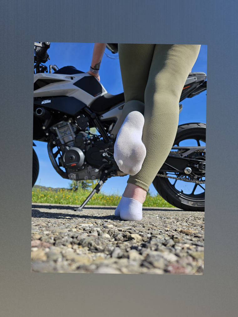 Feet Mistress Asmodina cover image
