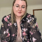 AUDREY 🥰 ur fat pussy gf portrait