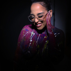 August avatar