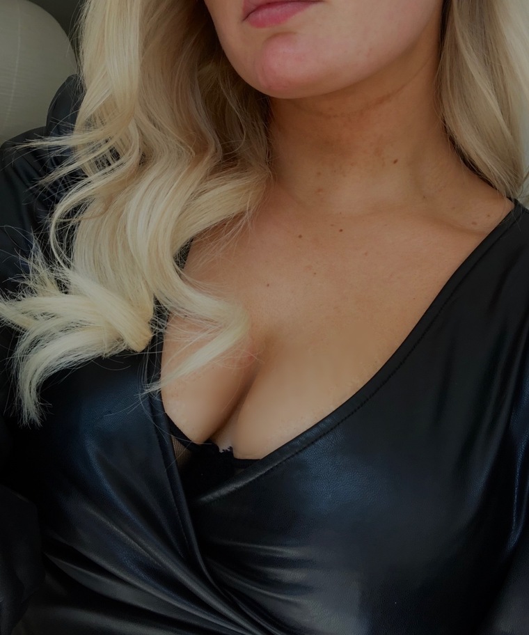 Aurosi💋 cover image