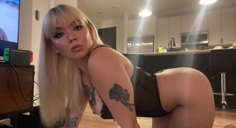 Ava Roman banner image