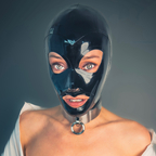 aWickedCouple avatar