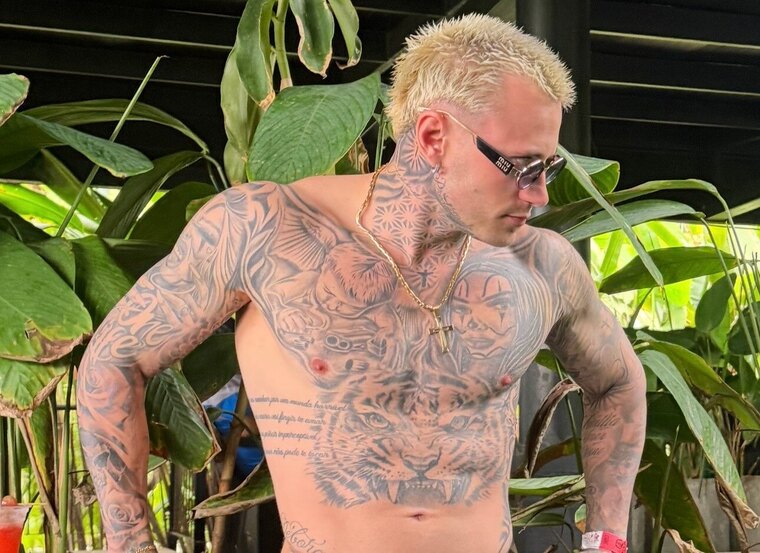 Axel Costa | Premium Content 🔞 cover image