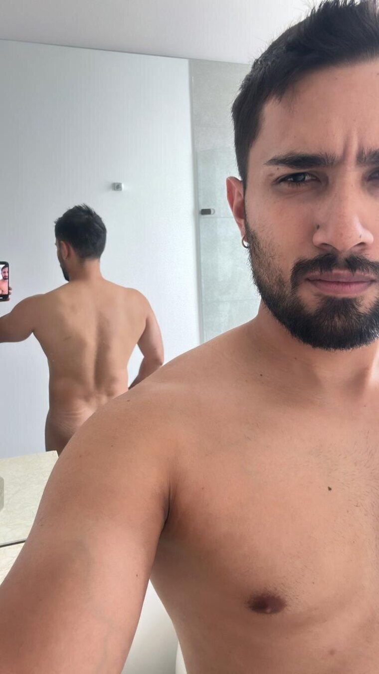 Axell Torrez 🔥🔥 cover image