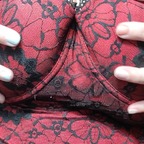 @2SPICEELESBIANNS avatar