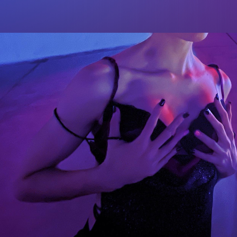 bee ๐ banner image