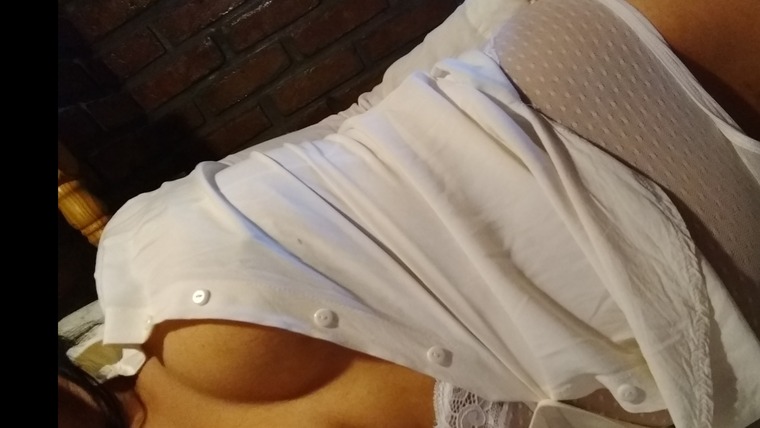 Brunette🍑 banner image