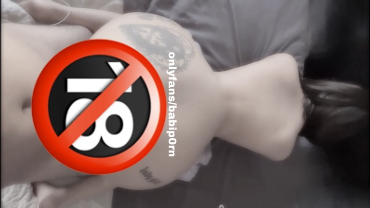 𝐁𝐀𝐁𝐈 𝐏𝟎𝐑𝐍 cover image