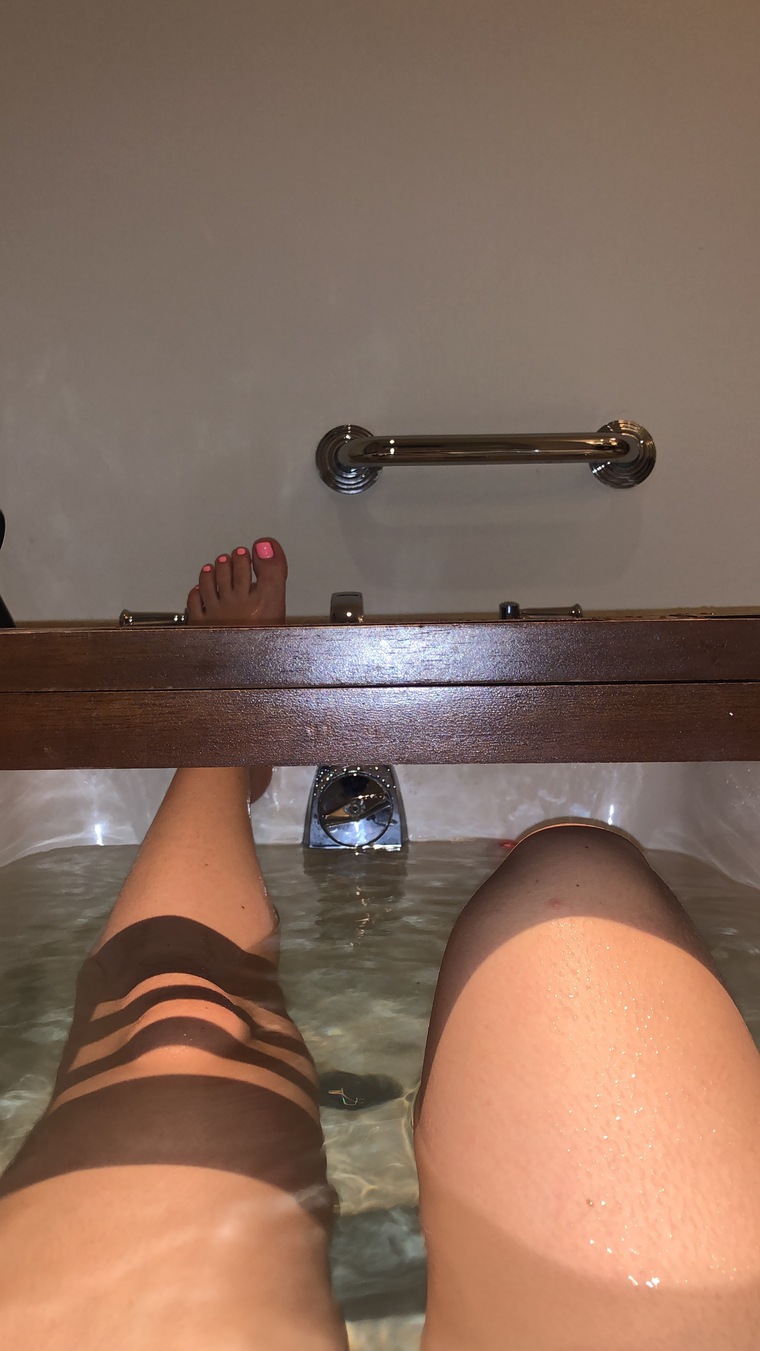Babyfeetlove cover image