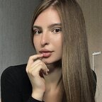 Lora🐆 avatar