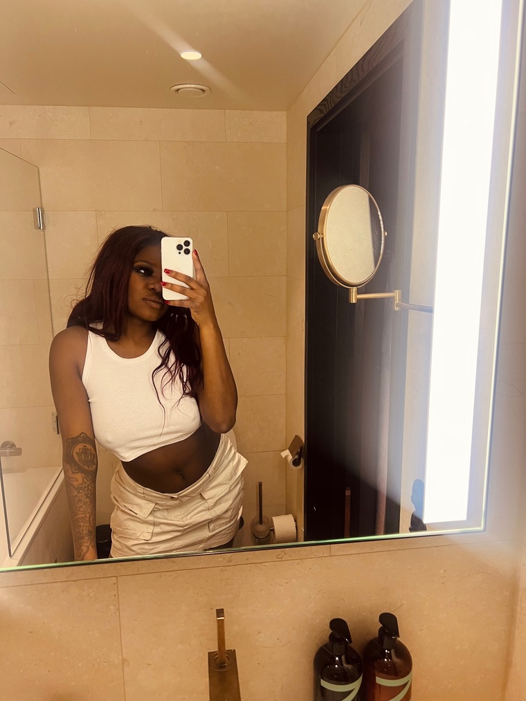 Ebonyz banner image