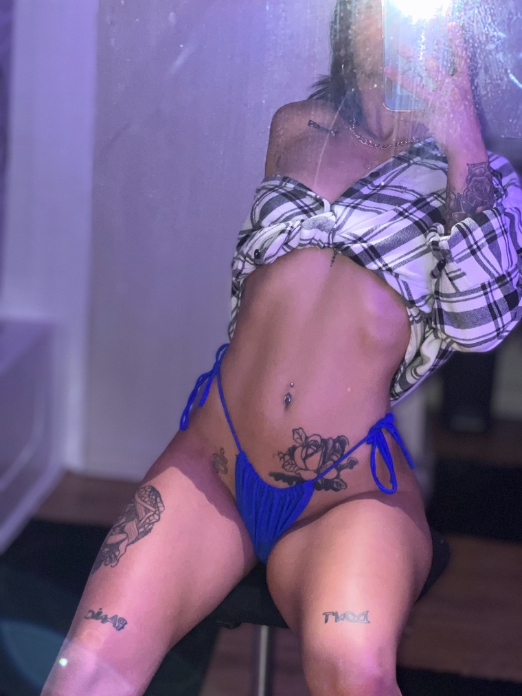 em✨ banner image