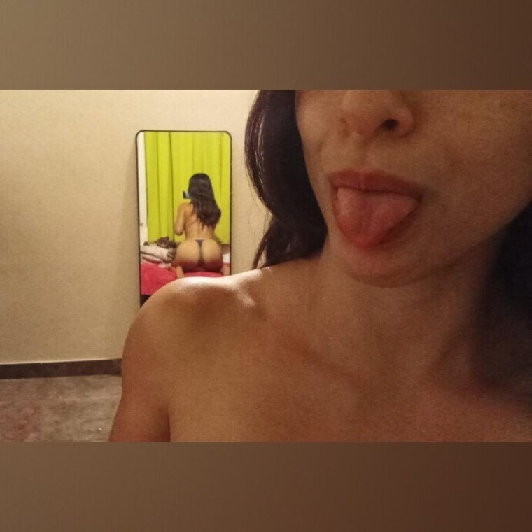 𝔅𝔞𝔟𝔶 𝔓𝔞𝔪𝔢👅💋 cover image