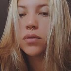 Ana 🌜 avatar