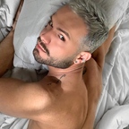 Baixinho barbudo avatar