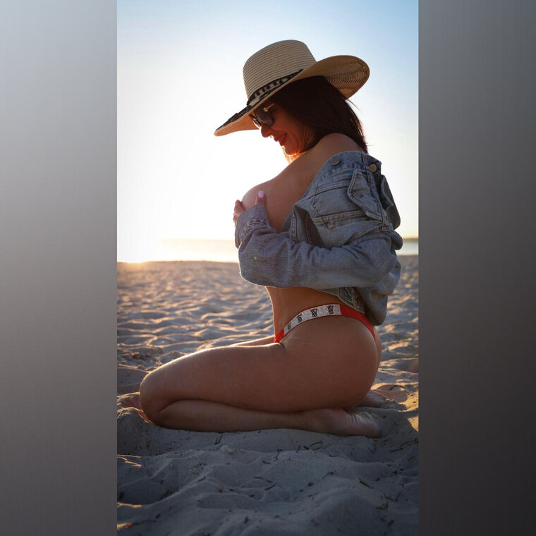 Bárbara Santos banner image