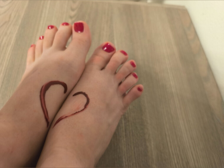 bare.feet.goddess banner image