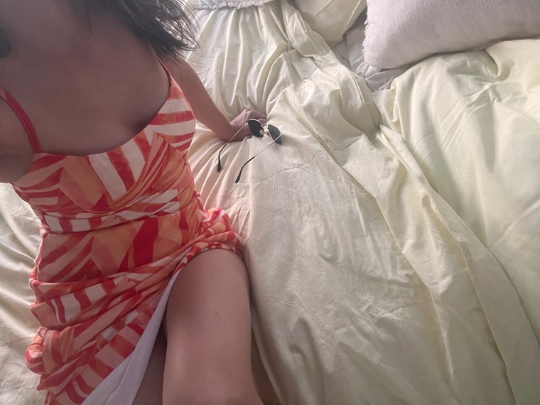 BareBrunette69 banner image