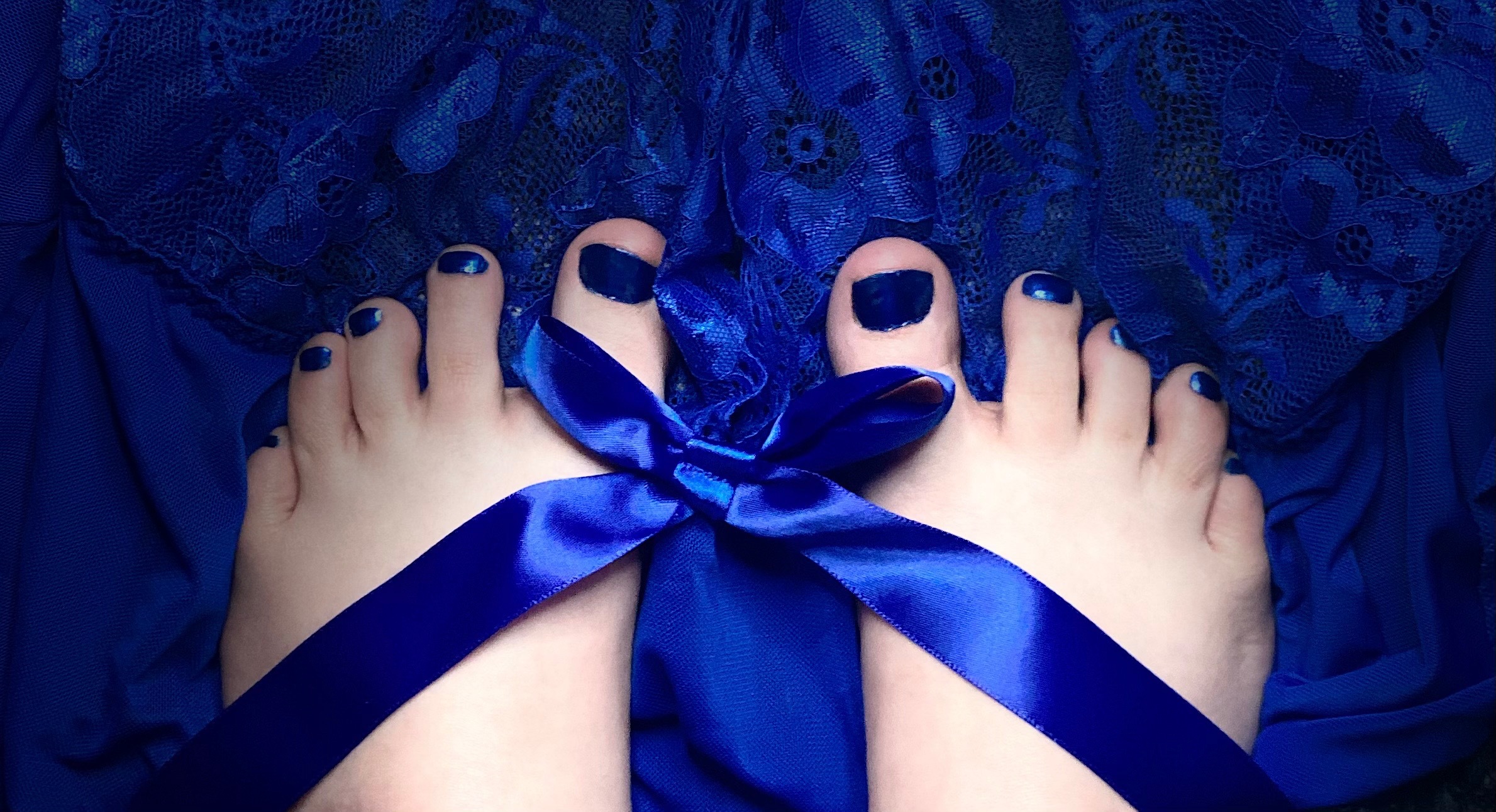 Barefoot Goddess Aphrodite banner image