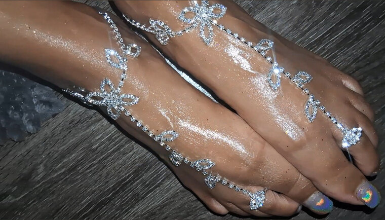 Barefoot_goddess25 cover image