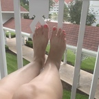 Barefoot Brunette avatar