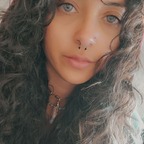 Bastelle Zara Mewn avatar