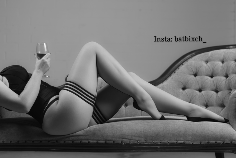 BAT BIXCH banner image