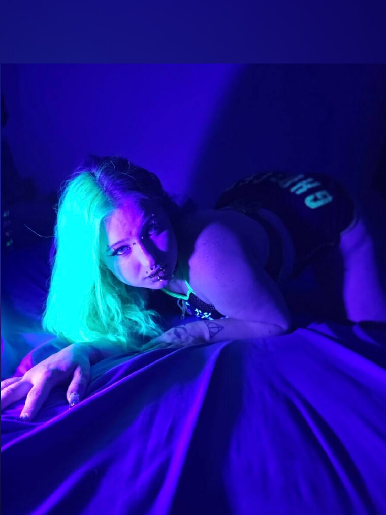 Bbg.ghoul.666 cover image