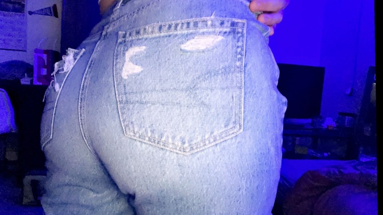 Chlo cover image