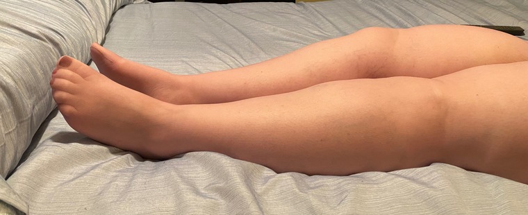 BBWNylonsandfeet cover image