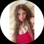 Michelle 🍒 avatar
