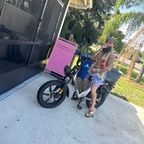 Beard-bikes &amp; boobs avatar