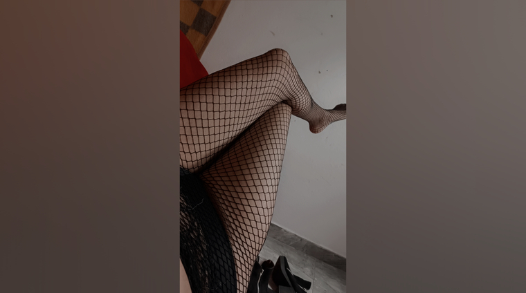 Beba Hot 🔥 cover image