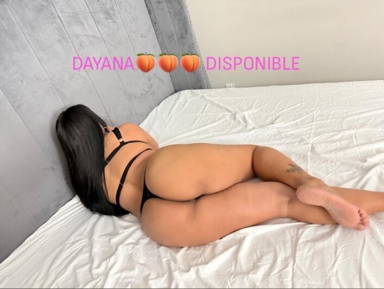 Dayana🍑 cover image