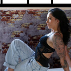 Bella Day avatar
