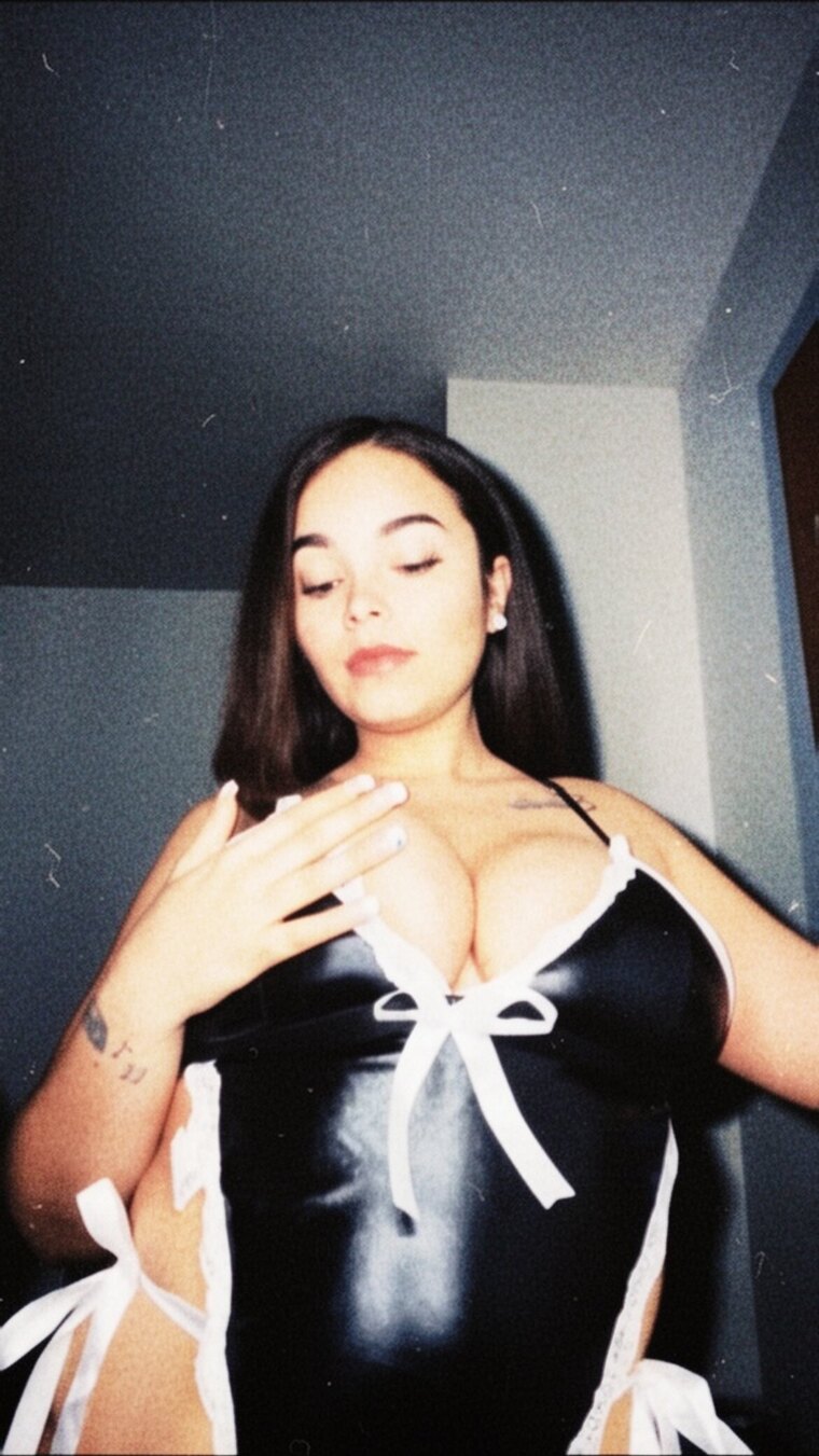 Bella boobs cover image