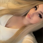 Bella  👅 avatar