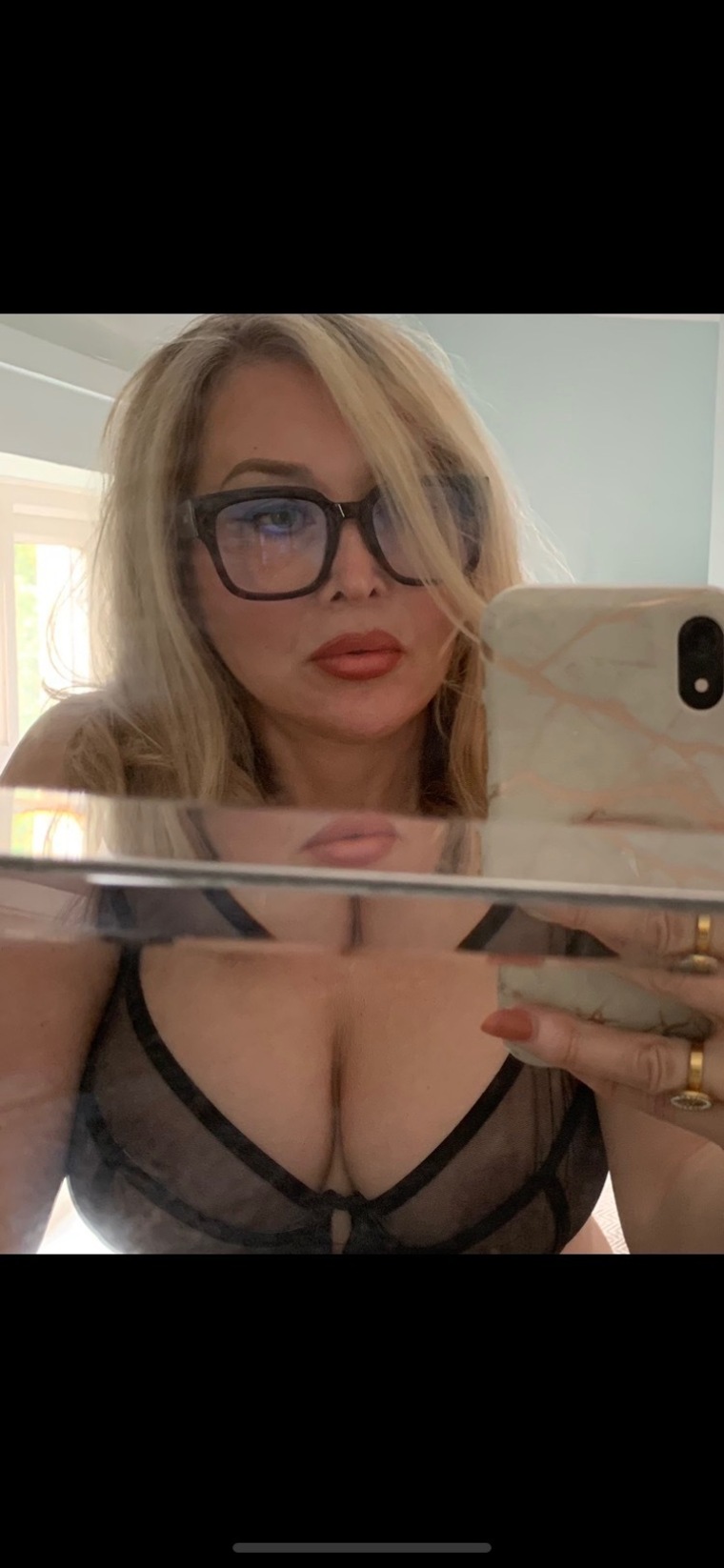 Bella Tease Loves banner image