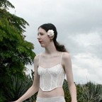 Belle Barton avatar