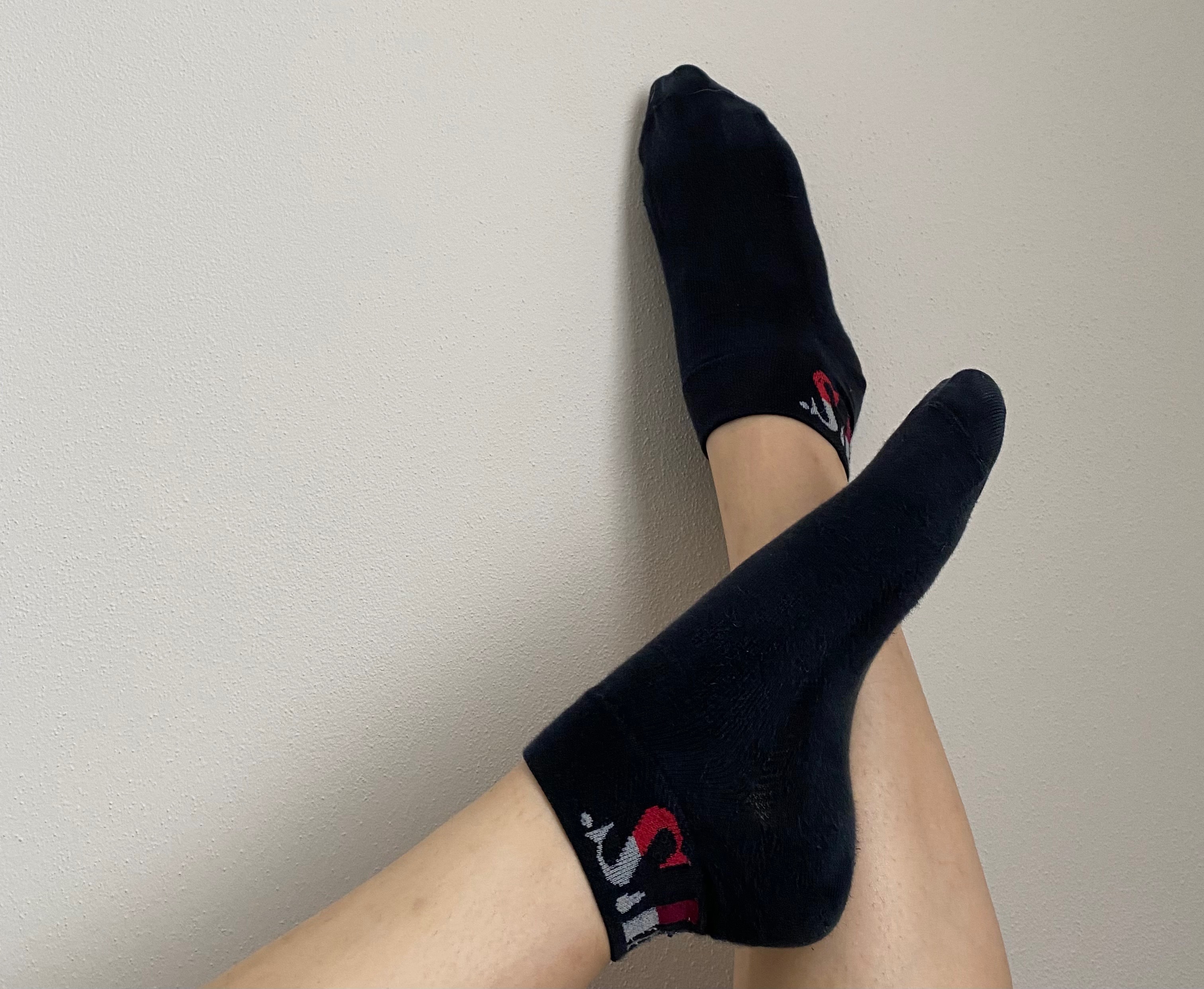 Emma feet banner image