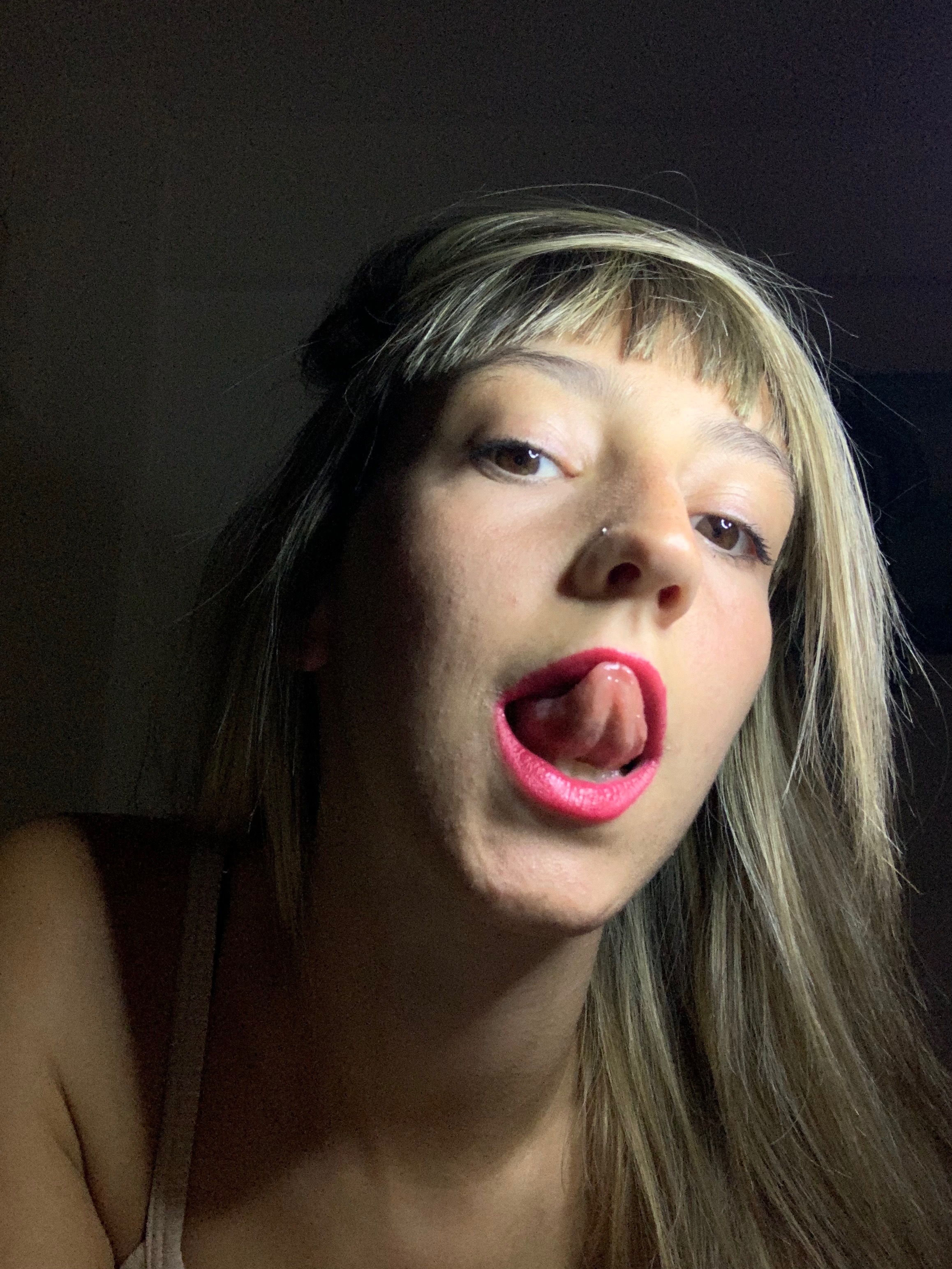 Latina culona 🥵💦 banner image