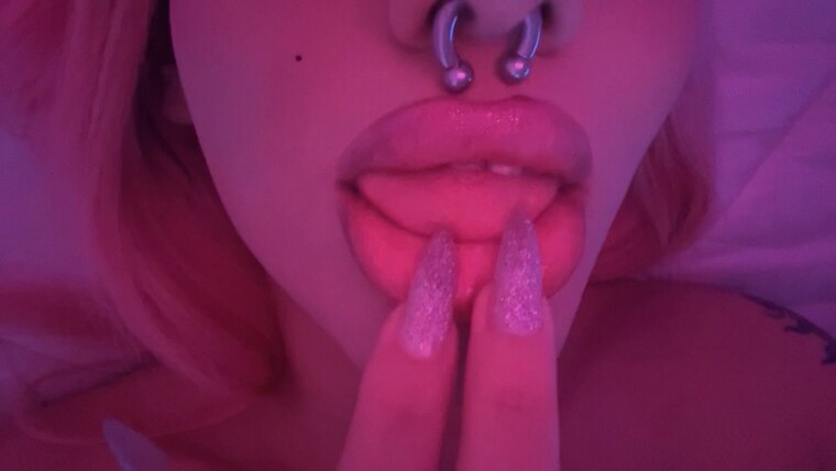 𝕮𝔞𝔰𝔰𝔞𝔫𝔡𝔯𝔞 𝔑𝔢𝔲𝔯𝔬𝔱𝔦𝔠𝔞 ♡ cover image