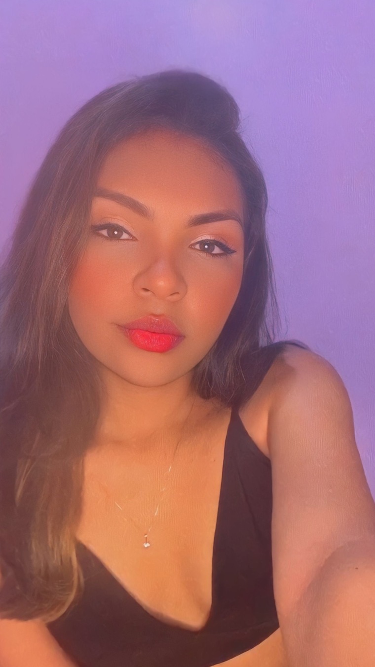 Bibi🍑 cover image