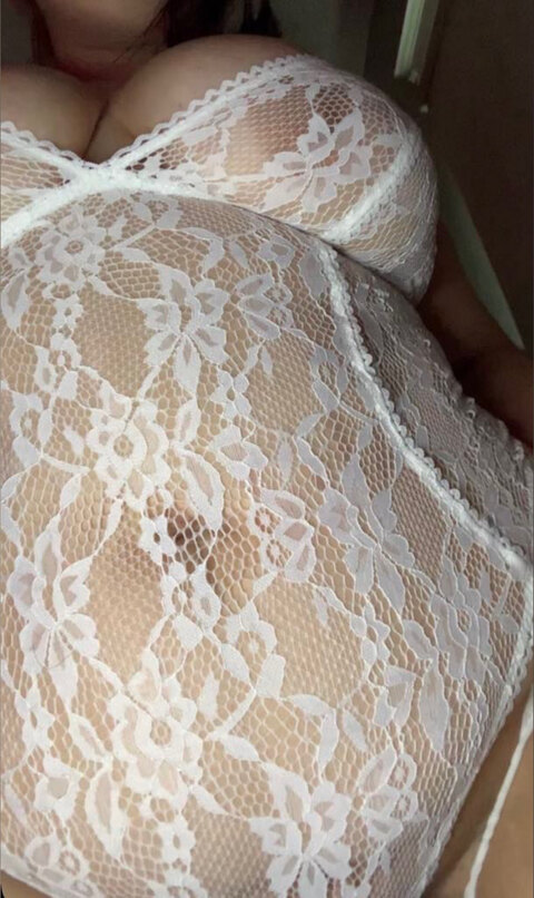 Bee 🐝 cover image