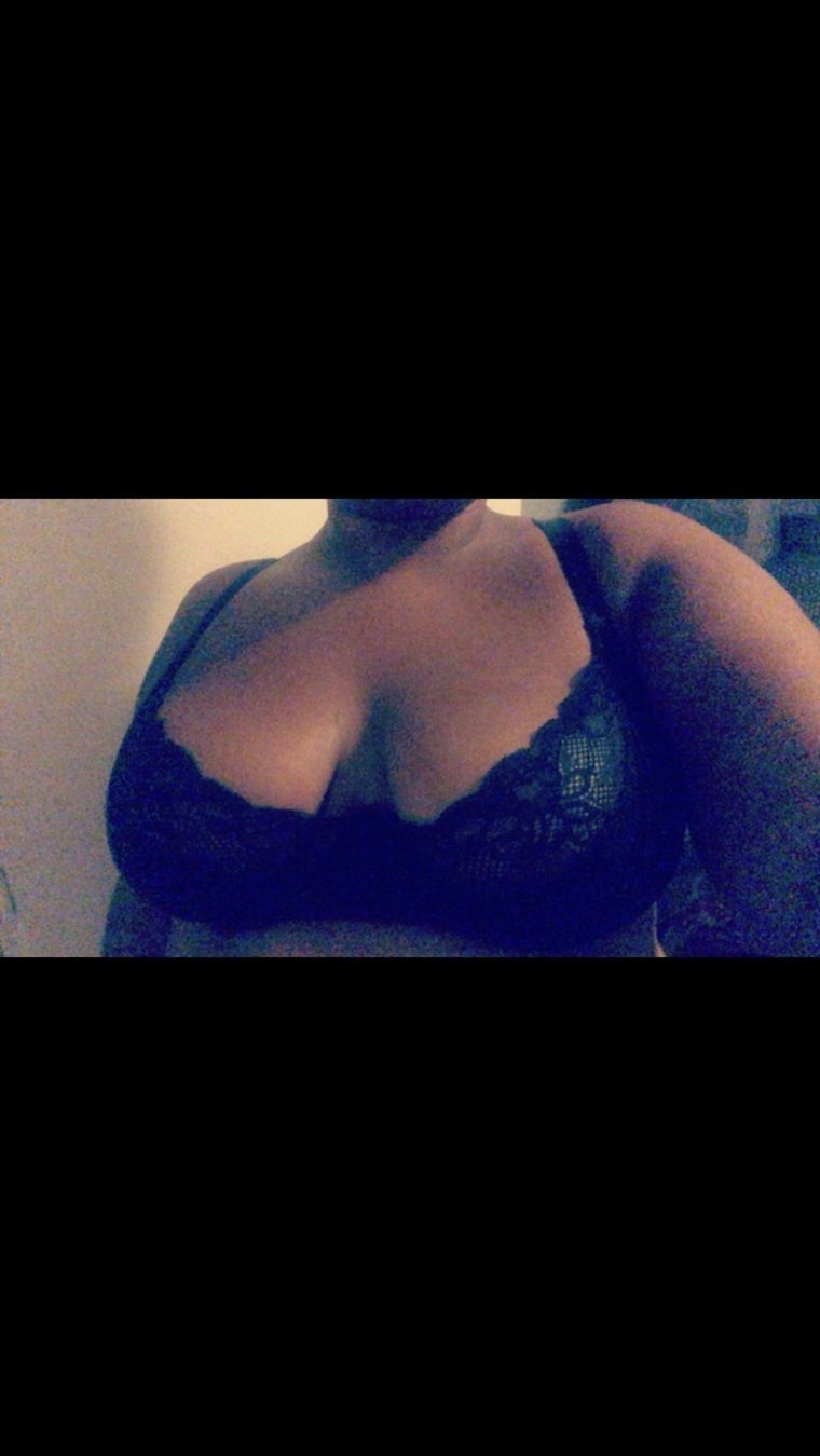 BustyCurves cover image