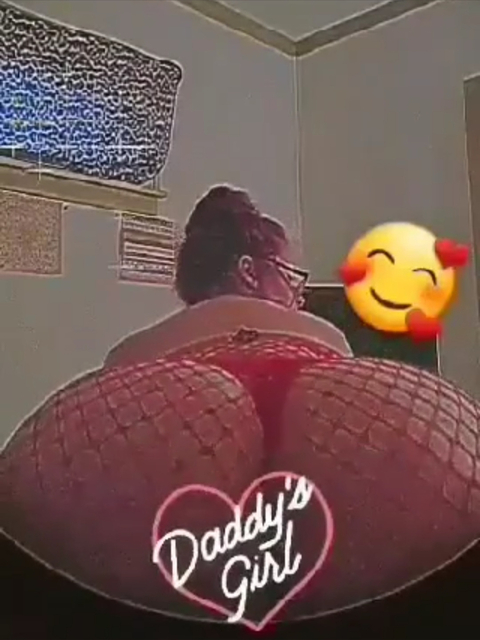 T Baby 👅💦 cover image