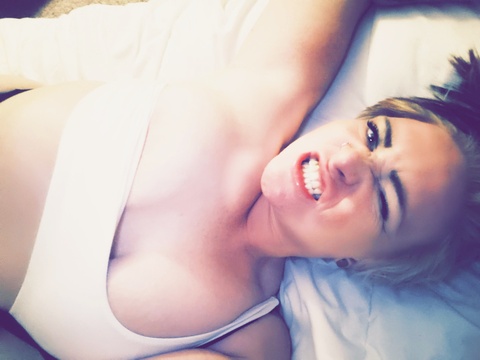 Bigbootybamber cover image