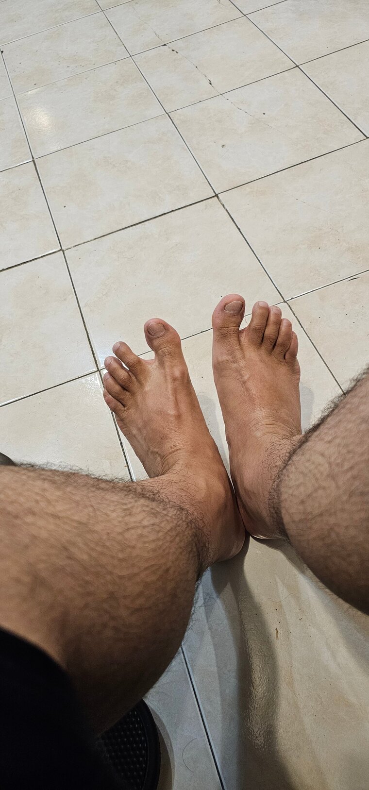 Big Daddy Feet 31 banner image