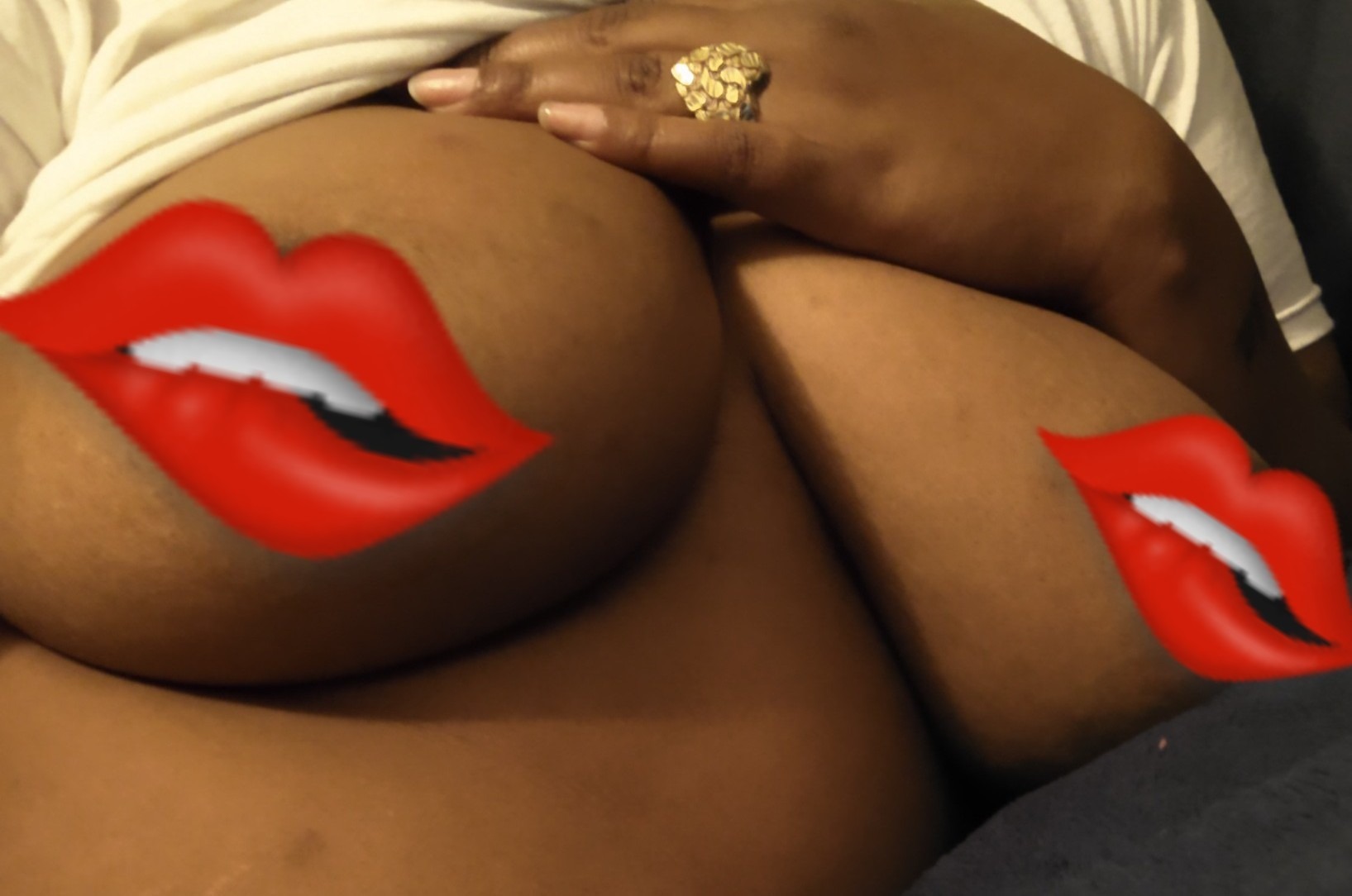 Mone` banner image