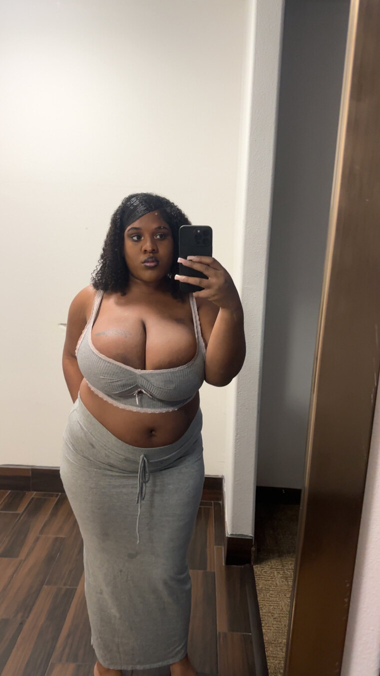 Honey🍯💦 banner image